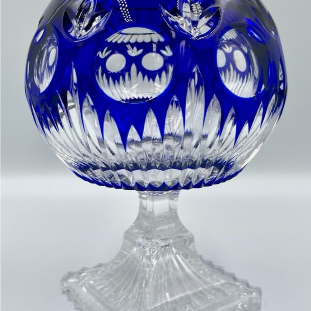 Bohemian Traders Blue and Clear Crystal Vase